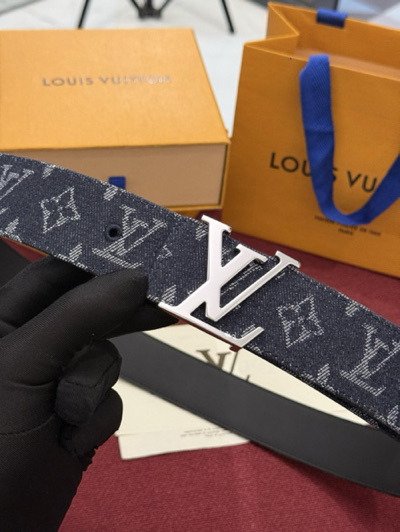 Louis Vuitton Initiales Monogram Denim belt-853